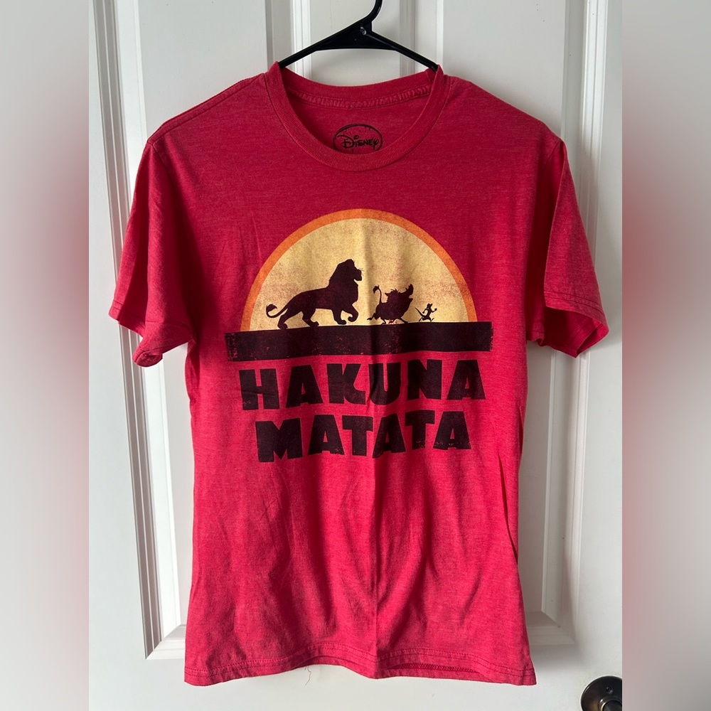 DISNEY Hakuna Matata Tee - Size Small